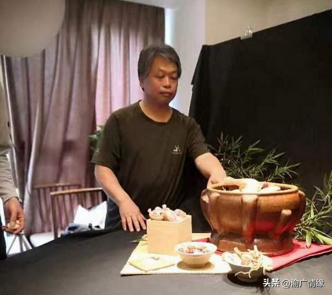 也谈“䀇子器皿”和“竹园䀇子鸡”