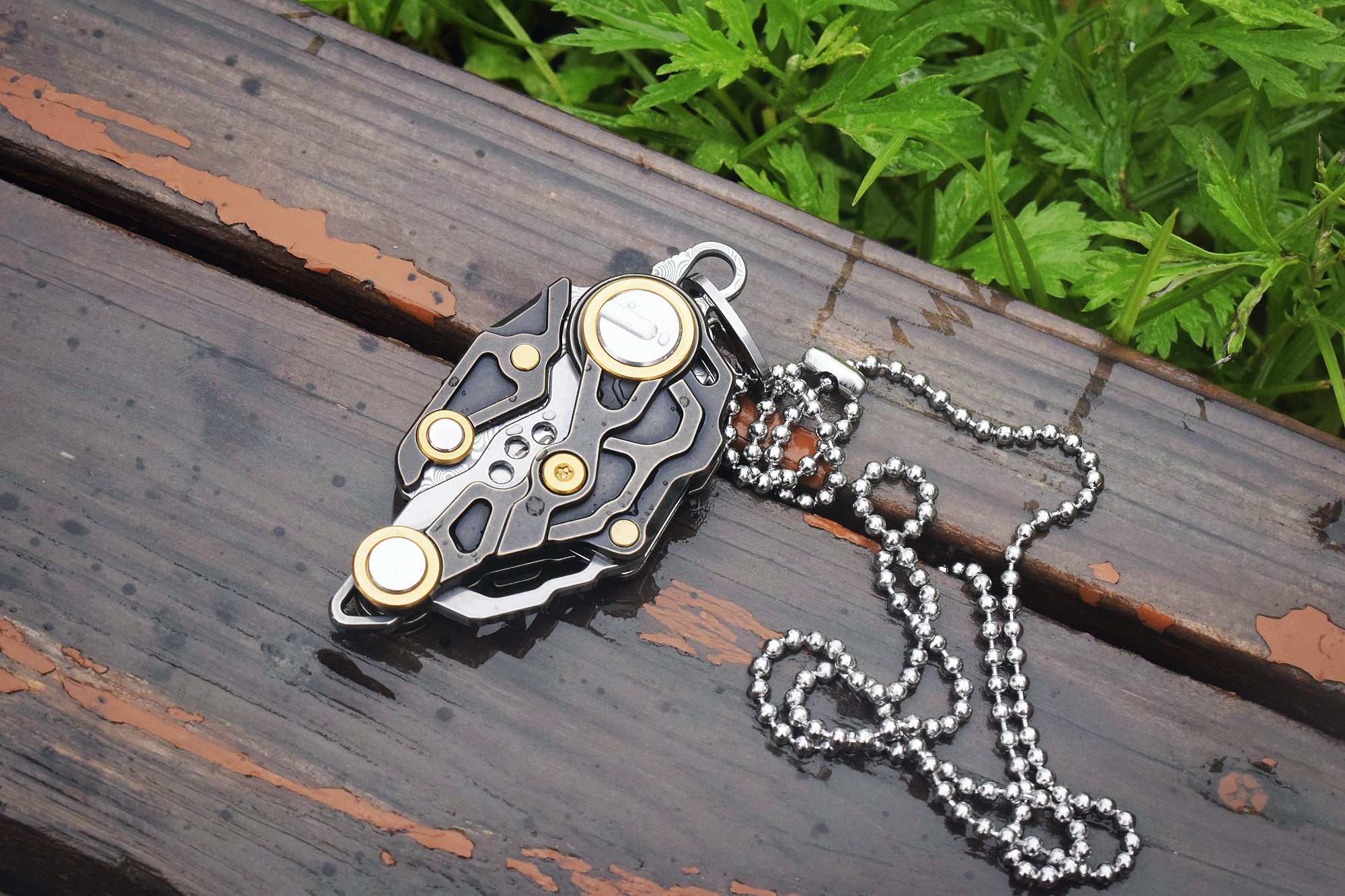 浓浓机甲风，把玩实用两相宜！三刃木大马士革挂脖*刀折**体验