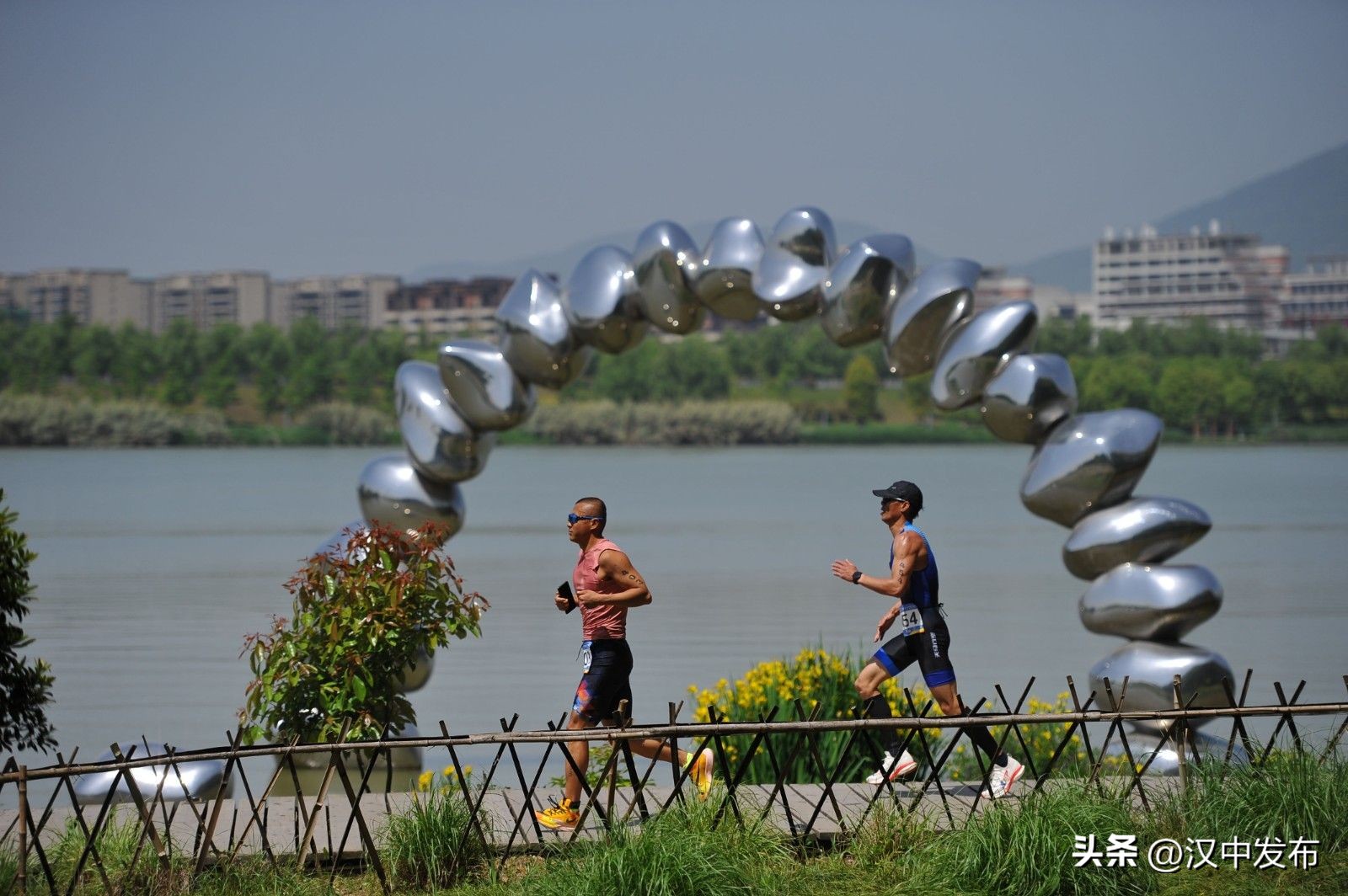 汉中铁人3项第一名时间,铁人三项汉中比赛现场在哪