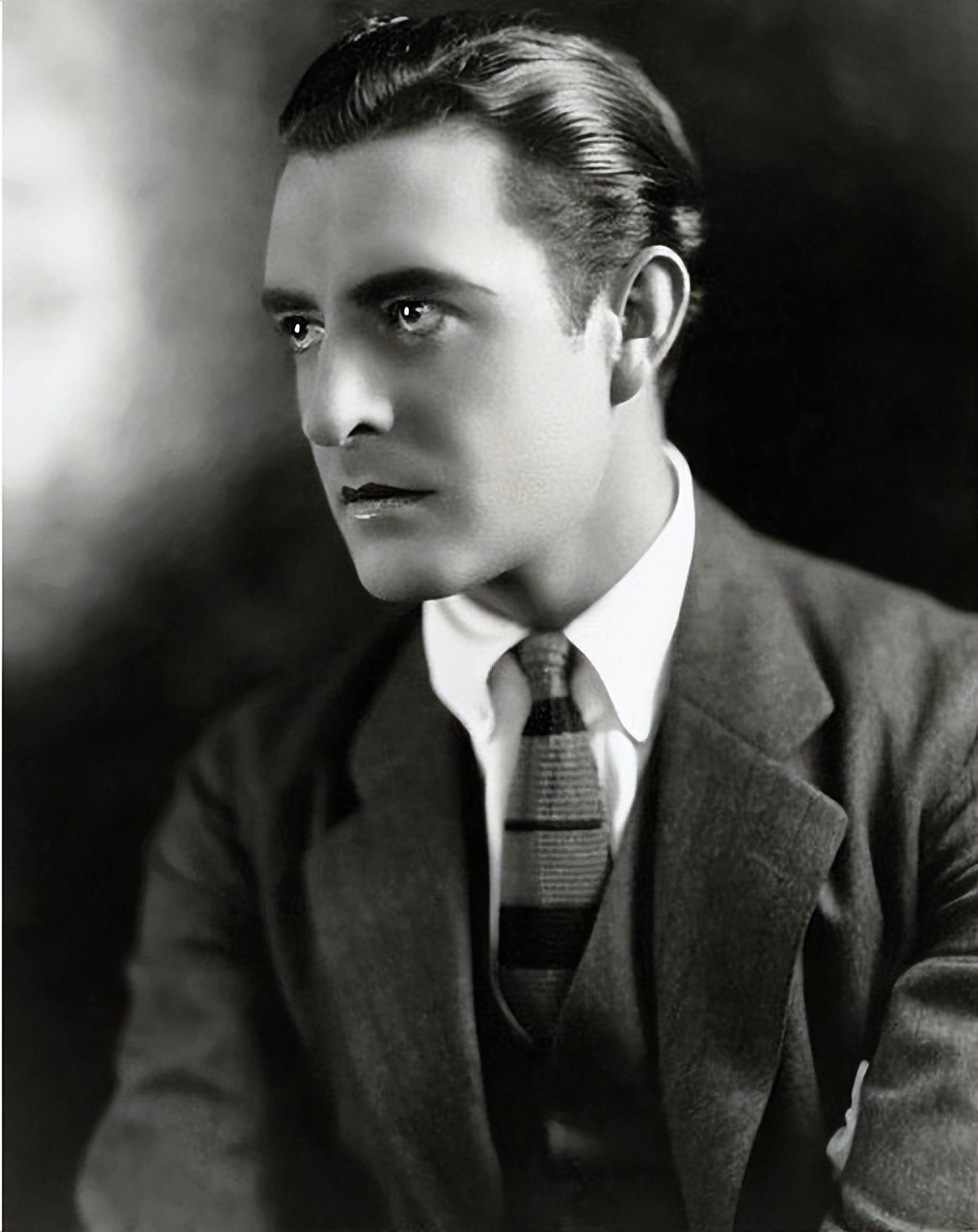 娴崕娴崱,娴崕娴簛鍓ф儏瑙ｆ瀽