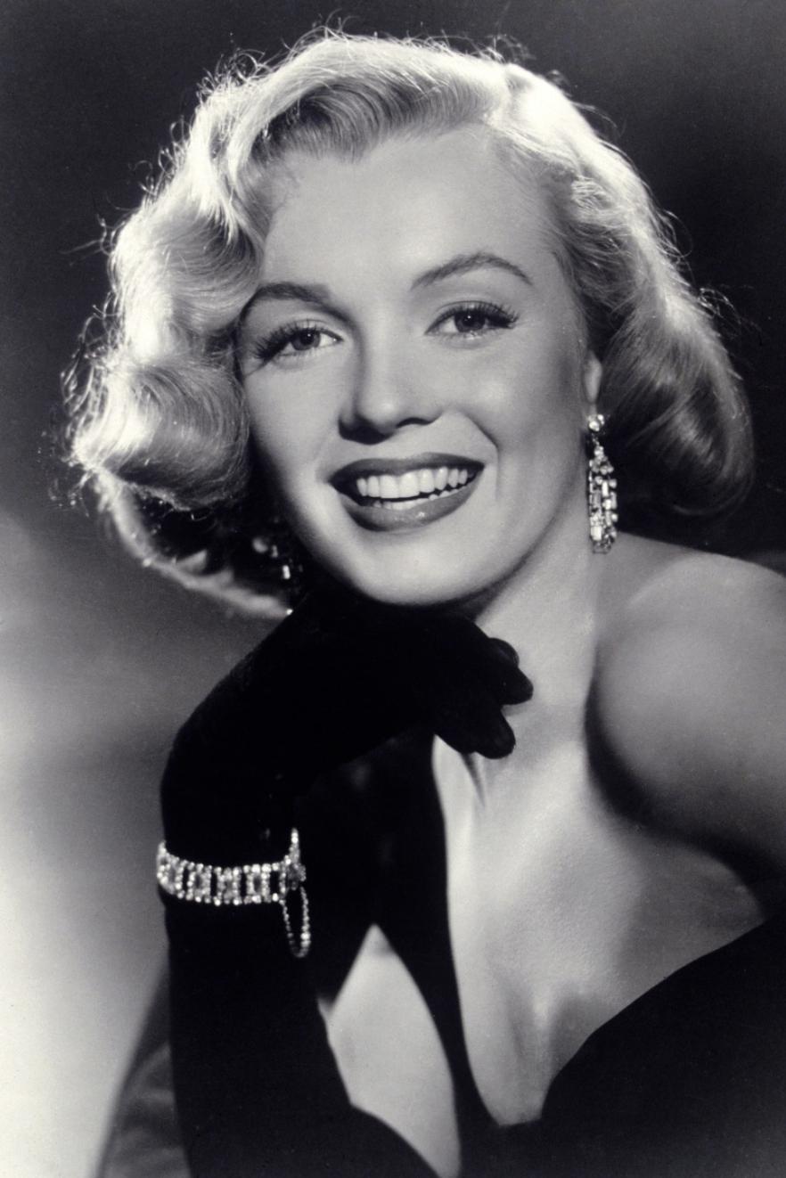 玛丽莲梦露最新写真,玛丽莲梦露为何是男人心中的女神