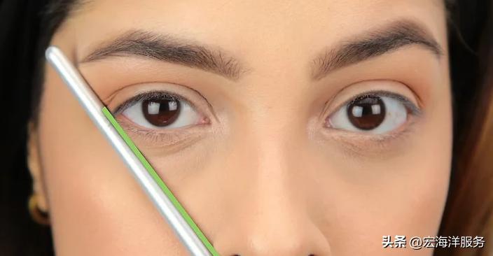 如何画猫眼眼线简单,猫眼眼线和狗狗眼线