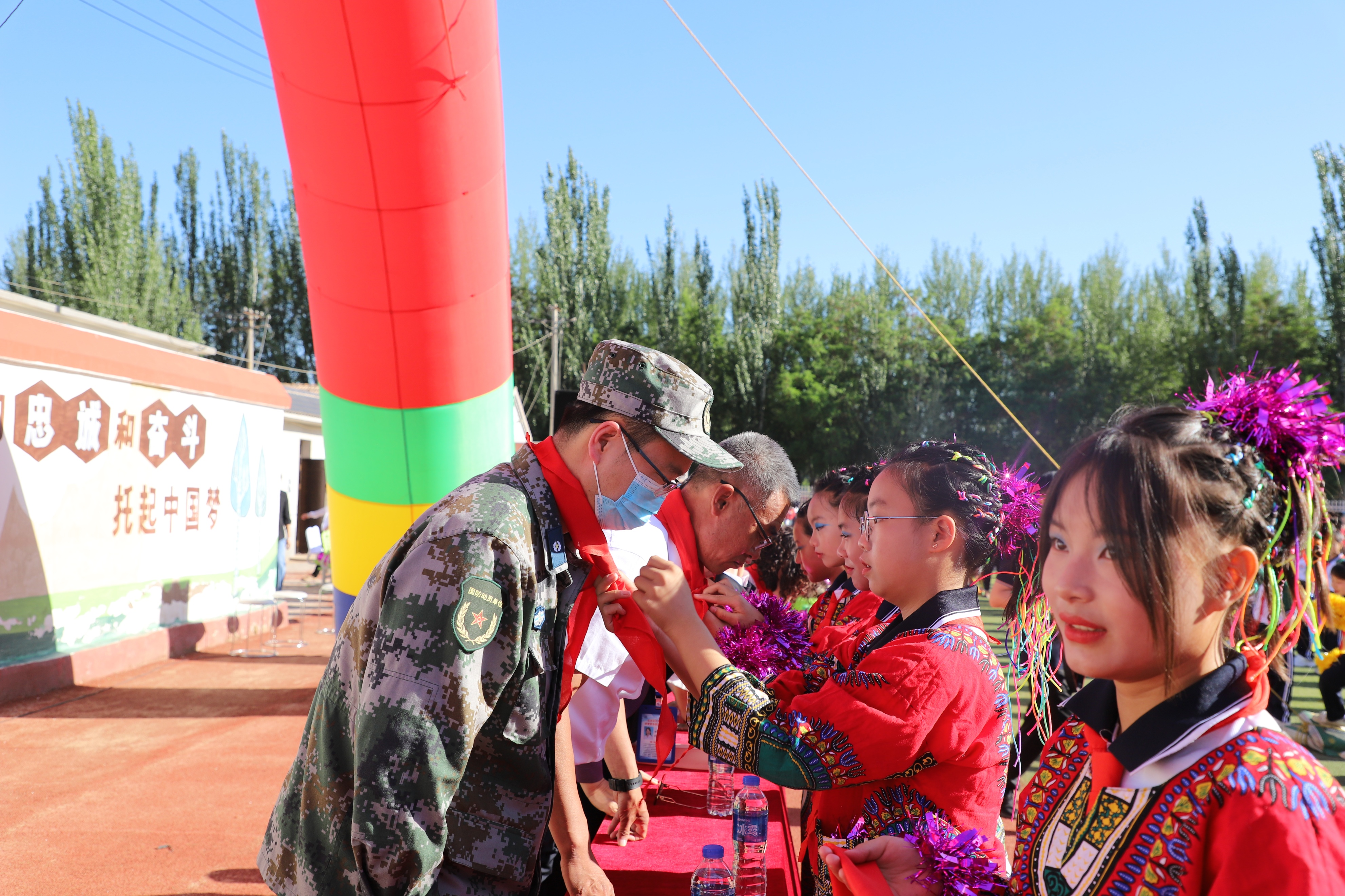 喜迎二十大争做好队员六一直播,内蒙古喜迎二十大共筑强军梦