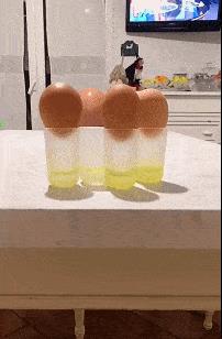 突然冒出一片气泡,突然冒了小小的水泡泡