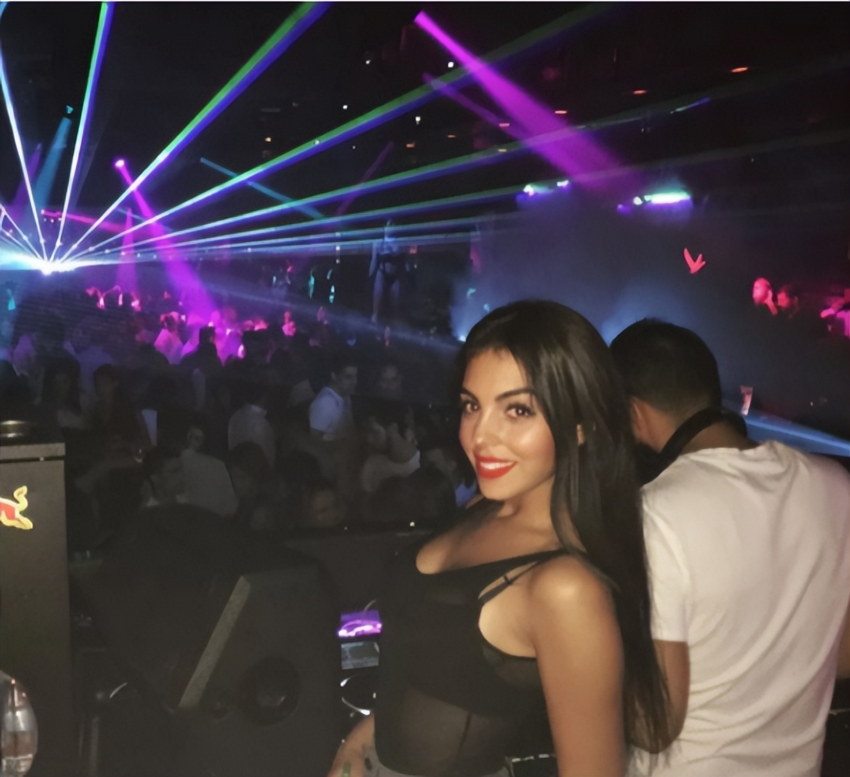 c罗和乔治娜现在关系,乔治娜c罗官宣恋情