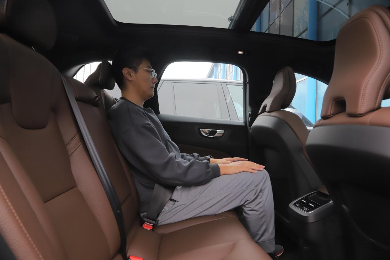 六边形战士坦克,六边形战士轻量级