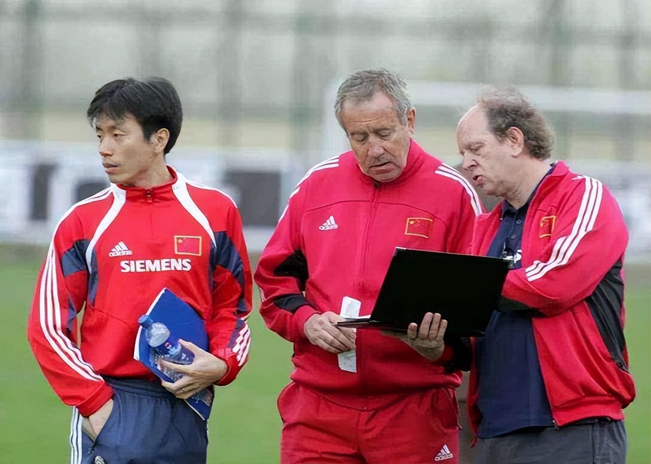 足坛上的奇葩事,足球教练奇葩事件