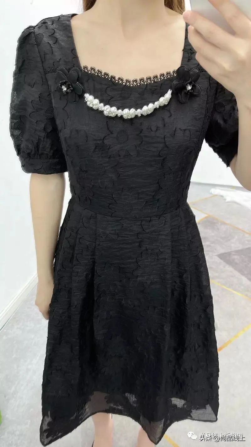 【秋水伊人CHIU·SHUI】女装，一口价179元任选1件、188元任选2件