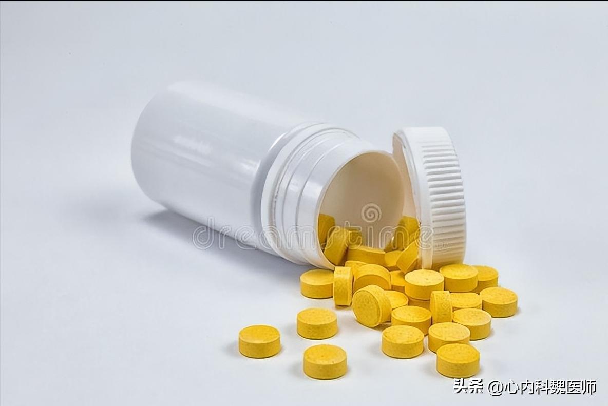 叶酸0.8毫克长期服用有副作用吗,高血压长期吃叶酸有副作用吗