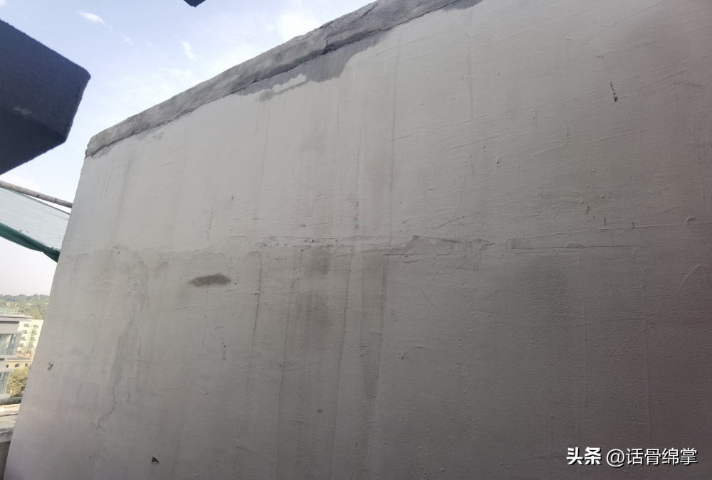 楼顶上加盖房屋,楼顶加盖房主竟如此辩解不能忍