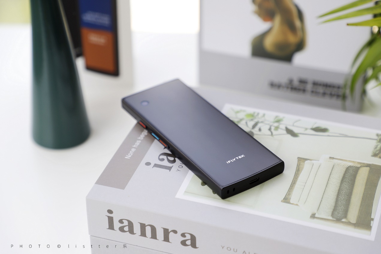 讯飞翻译机同声翻译视频,讯飞翻译机翻译乌克兰语