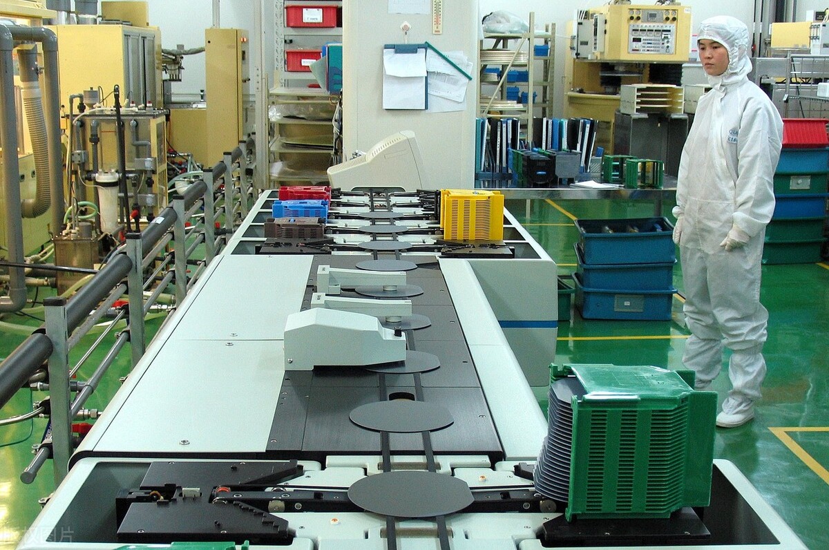 美媒谈美国芯片企业现状,美国芯片企业陷入困境