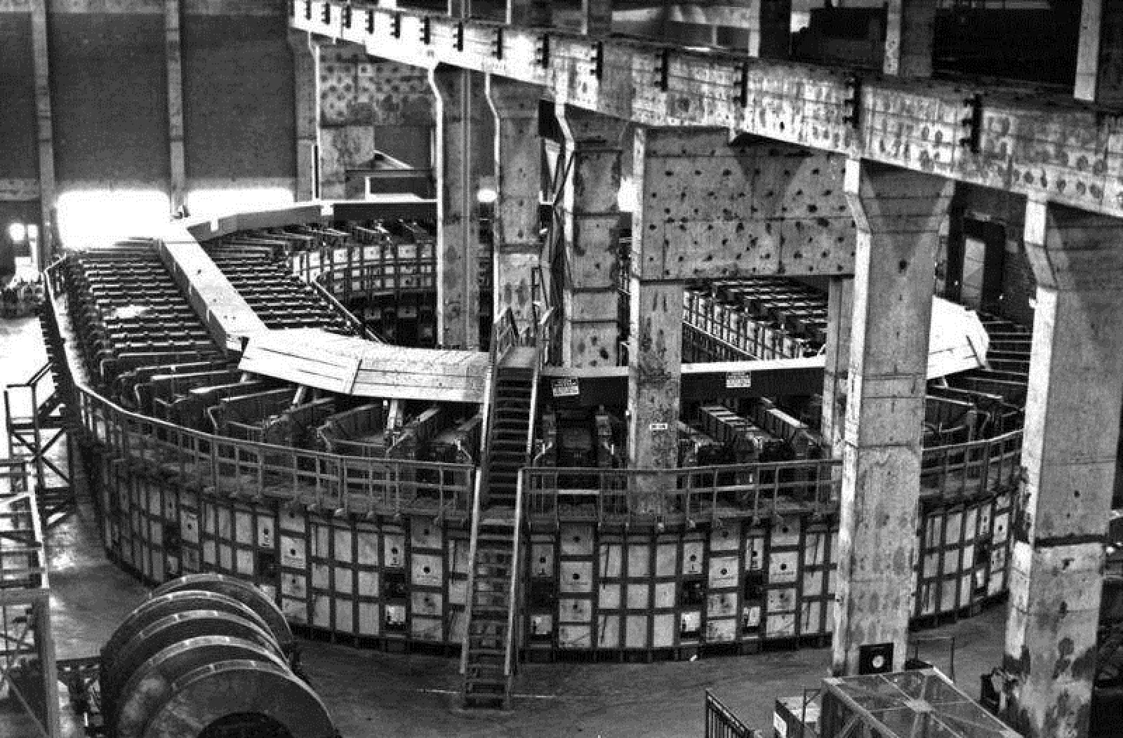 美国轰炸机之父,美国导弹奠基人