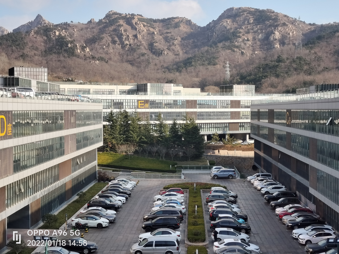 oppoa96上手体验,oppoa96是刘海屏吗