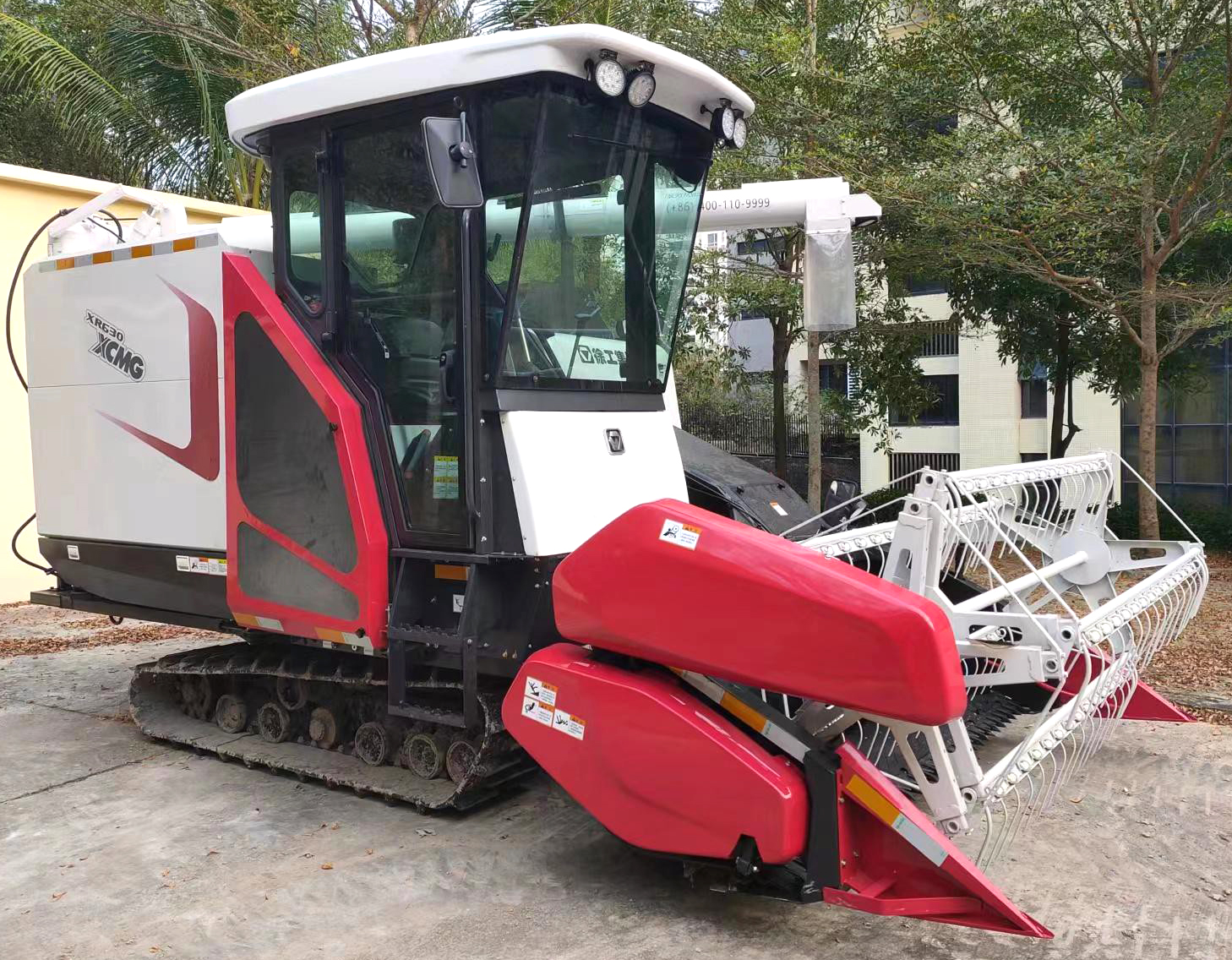 沃得锐龙水稻收割机作业视频,沃得锐龙125马力水稻收割机报价