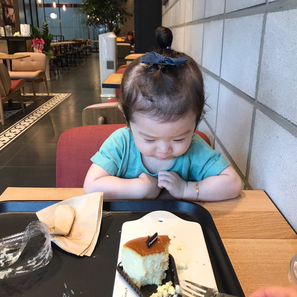 最近超火的可爱小女孩表情包,小女孩可爱萌表情包