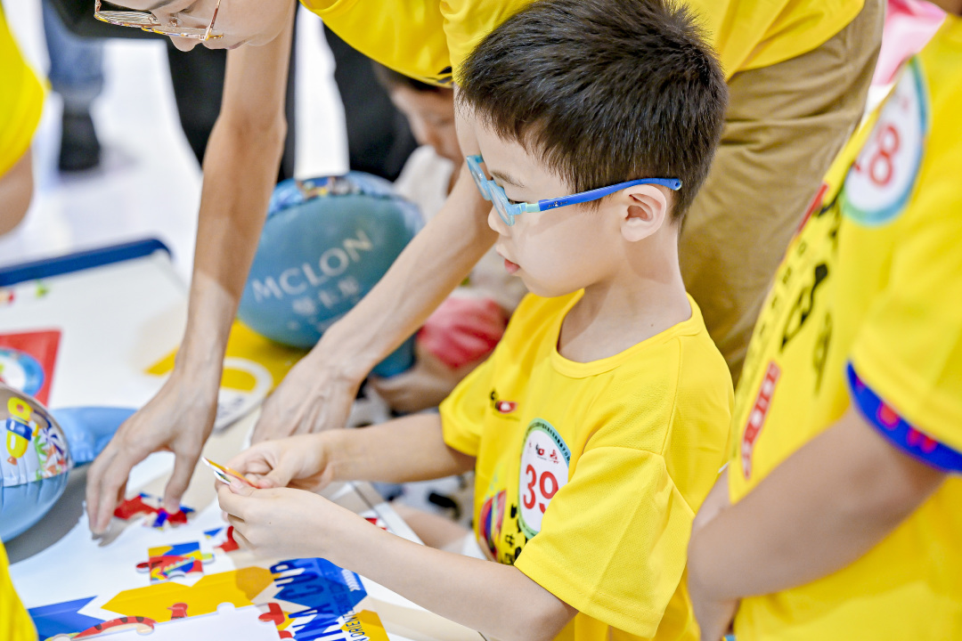 “一带一路”陕西2022咸阳中国杯城市定向赛亲子分站赛欢乐开赛