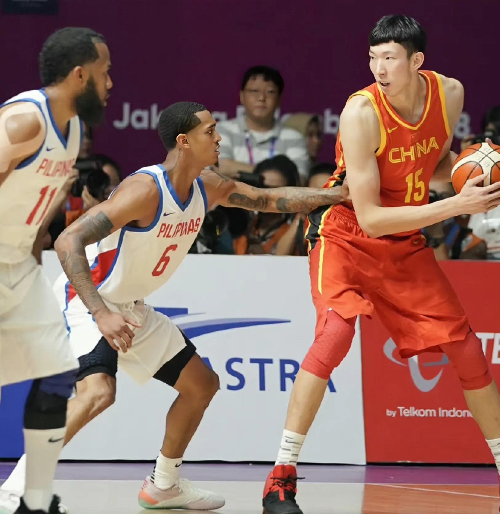 最新中国男篮名单周琦,中国男篮首位归化球员是谁