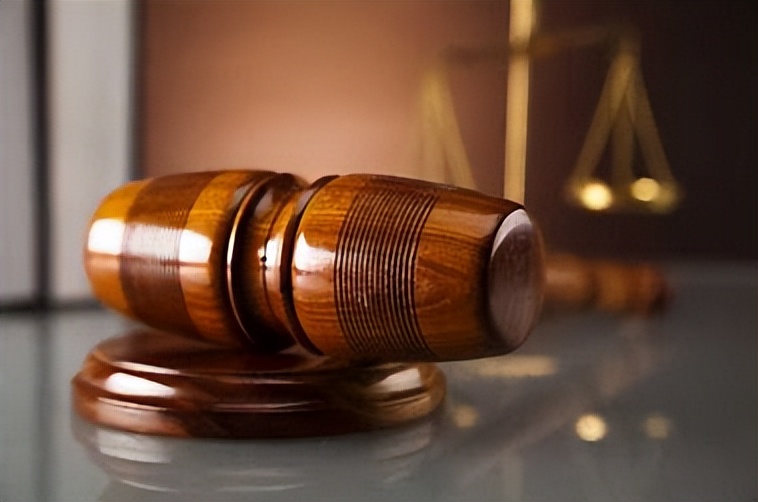 青年男导演拍摄小黄片,每集投资3万,男女主:快给我们拍吐了