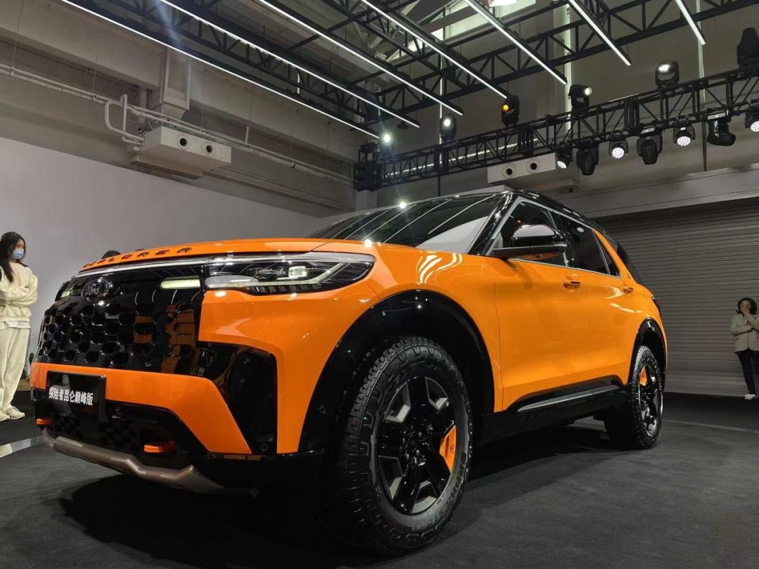 试驾福特昆仑巅峰版2023款,可上昆仑啥意思