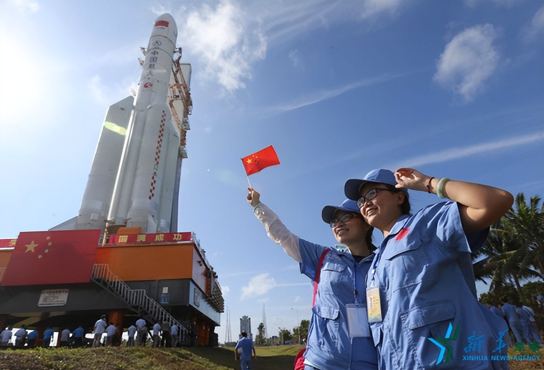 “最牛出差”三人组从太空返航，中国航天凭啥成为太空竞赛主角？