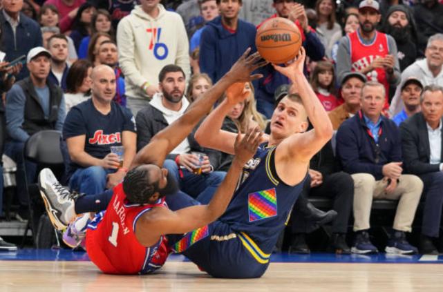 约基奇不看人传球,约基奇一冠超杜兰特