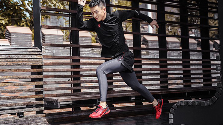 中考1000米跑鞋推荐前十名秋冬,中考1000米跑鞋推荐200到300