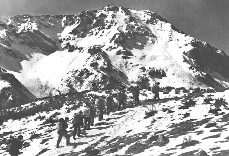 李明圣讲资本主义,张琦谈团队建设