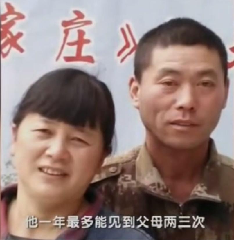 工地搬砖小哥钢管舞,搬砖农民工钢管舞