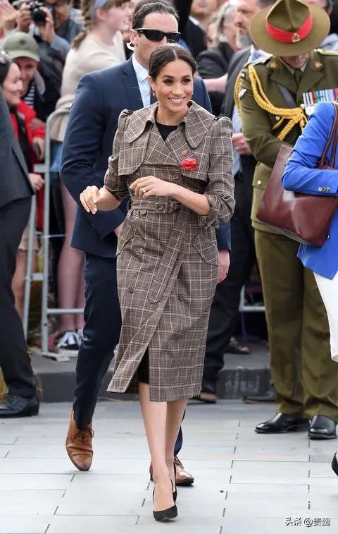 戴安娜王妃和凯特王妃相似,凯特和戴安娜衣服