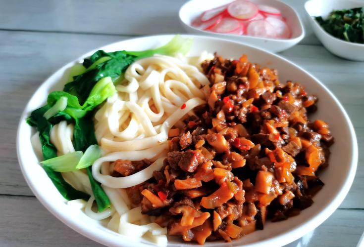 用什么面做面条筋道爽滑有面香味,天热没食欲的做法大全