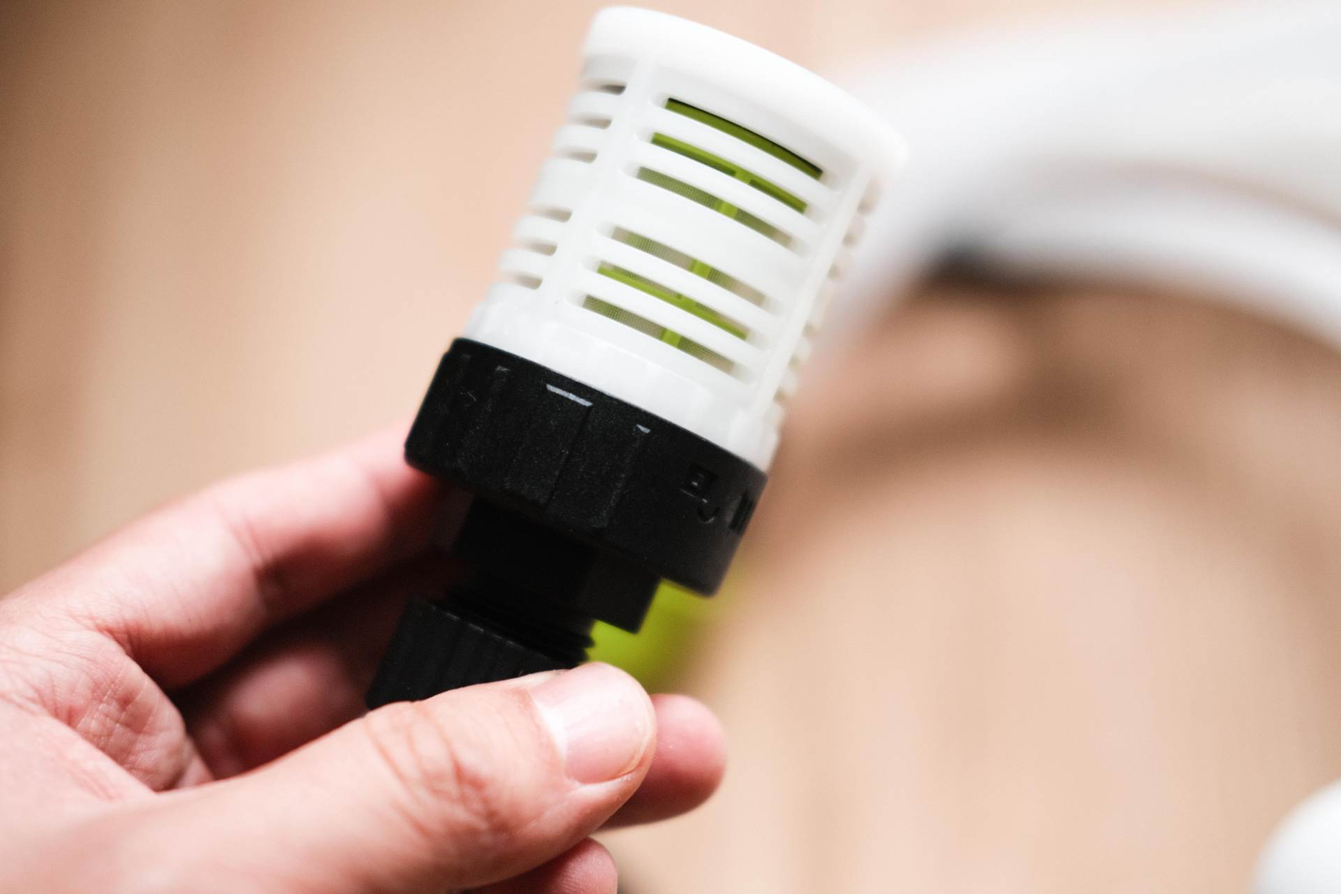 威克士无线洗车机使用教程,无线洗车机如何洗车