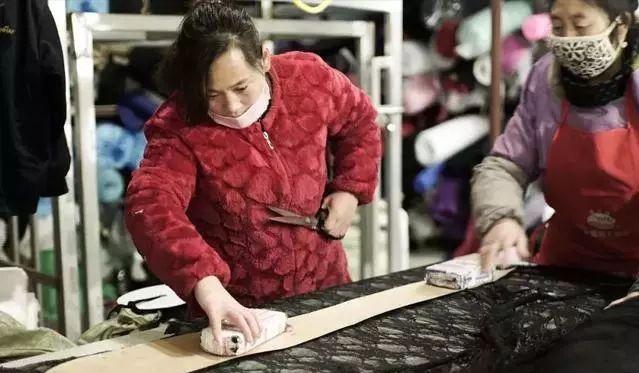 00后内衣创业,90后创业卖内衣