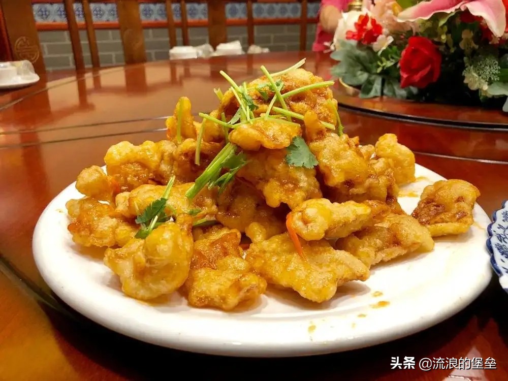东北冻梨是南方人的暗黑美食,东北的美味特色菜