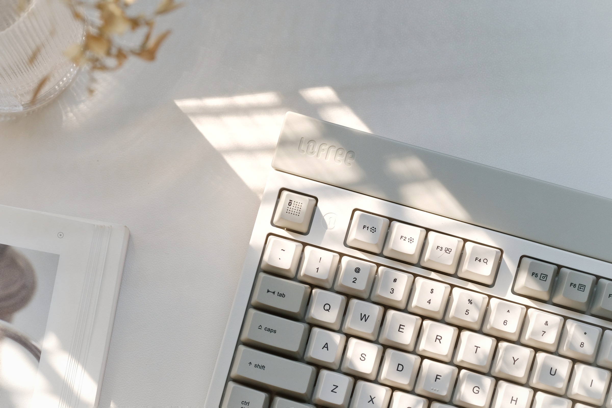 洛斐机械键盘开箱视频,洛斐键盘小方轴