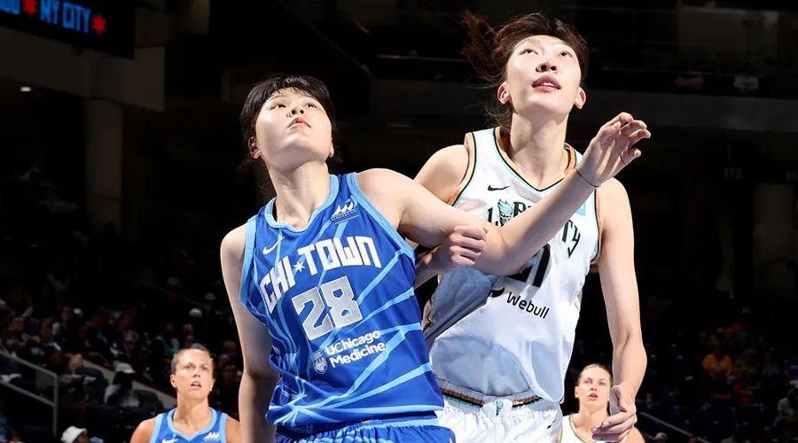 中国女篮永不言败,中国女篮姑娘们击败日本