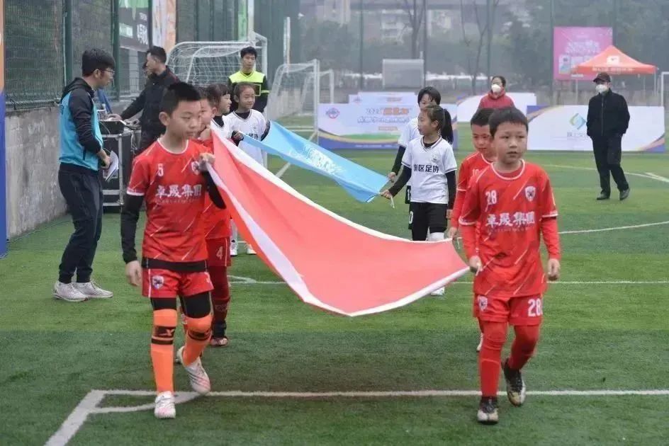 绿茵小将比赛视频,绿茵小将