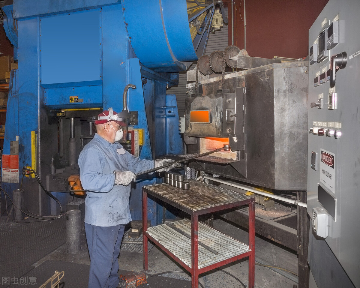 上中专的孩子处于什么水平,当年上中专的同学怎么样了