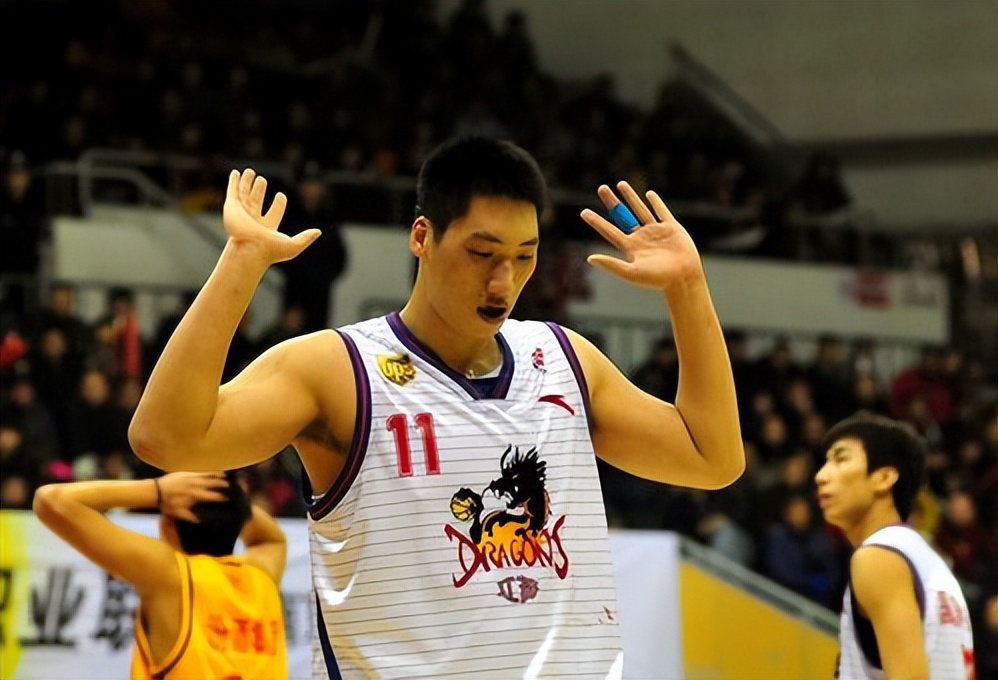 姚明cba各项数据纪录,cba总决赛姚明51分21篮板