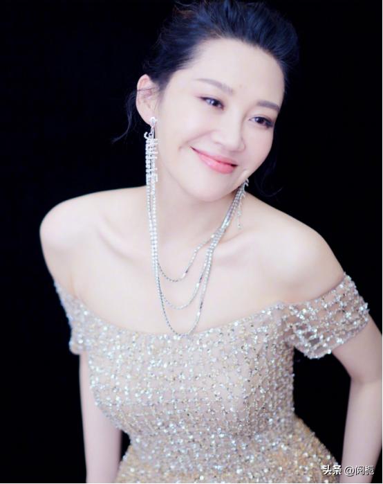 至今未婚的大龄女星有哪些,至今未婚的10位内地大龄女星