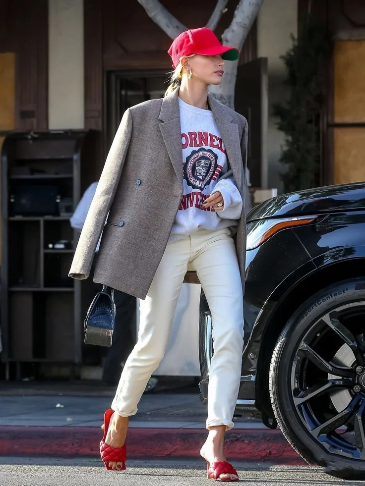 时髦西装套装款式,时髦的西装女款