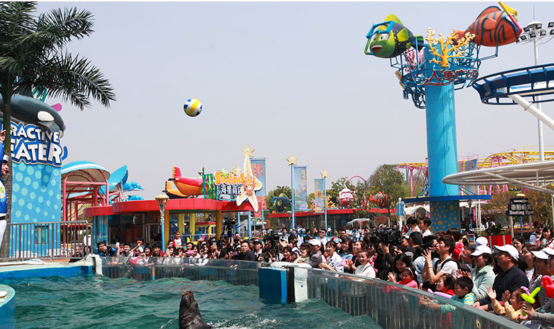 上海欢乐谷老年人门票价格,上海欢乐谷攻略项目价格