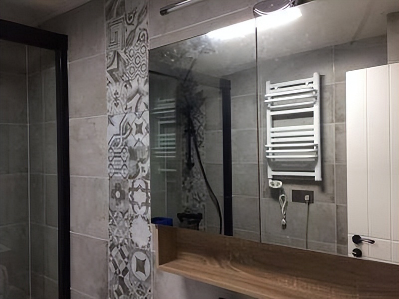 卫生间小装不了毛巾架有什么办法,卫生间用不用装毛巾架