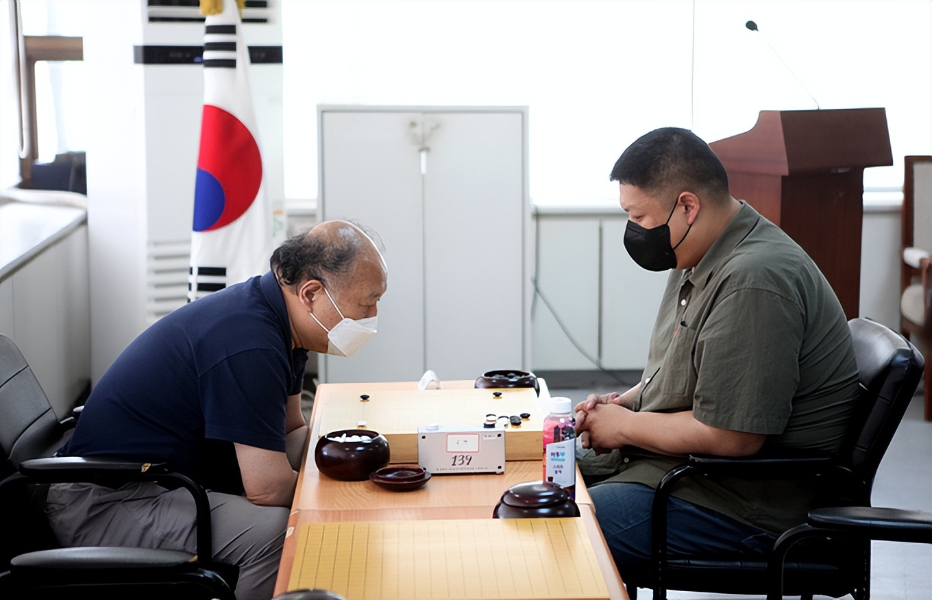 韩国第十六回男女打擂绅士队从爷爷变成大叔淑女队金恩持搭末班车