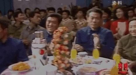 椰树椰汁直播带货风格引争议,椰树牌椰汁低俗广告事件处罚