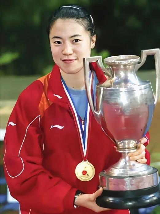 王楠的幸福生活,王楠人生赢家儿女双全