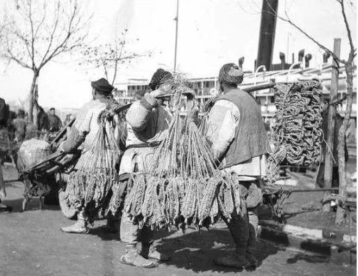 老照片：九十年代的街头小吃，每张都让人垂涎三尺