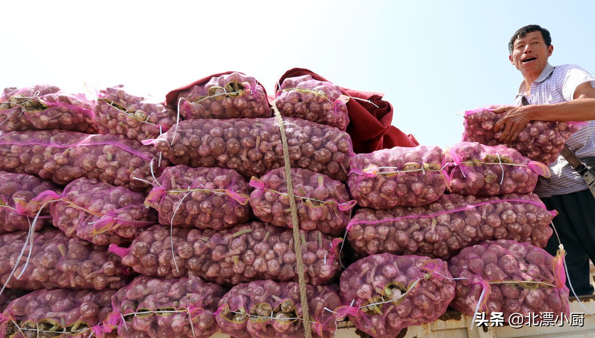 腌糖蒜放些什么调料,腌糖醋蒜都放什么佐料