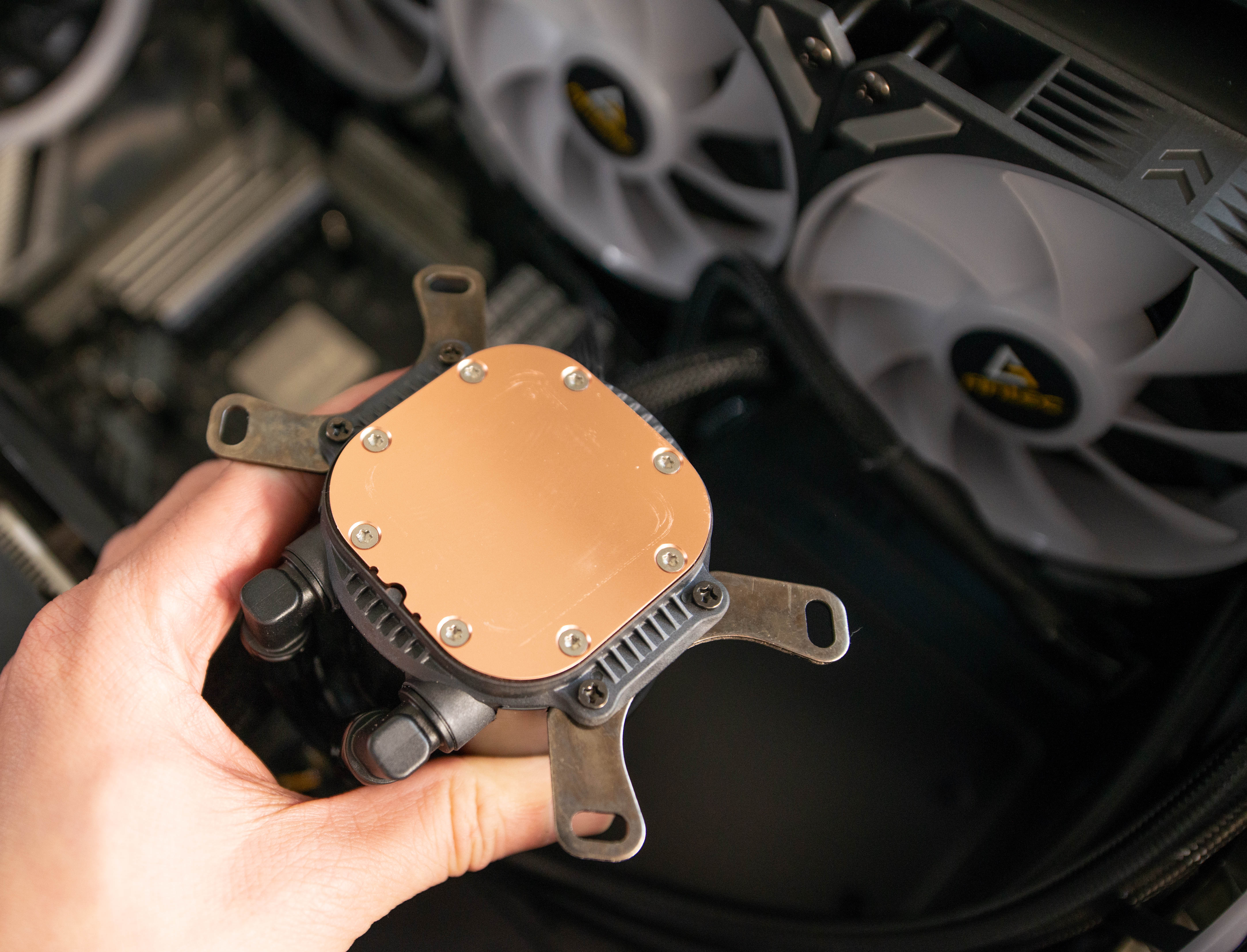 diy水冷显卡教程,电脑组装rgb灯光