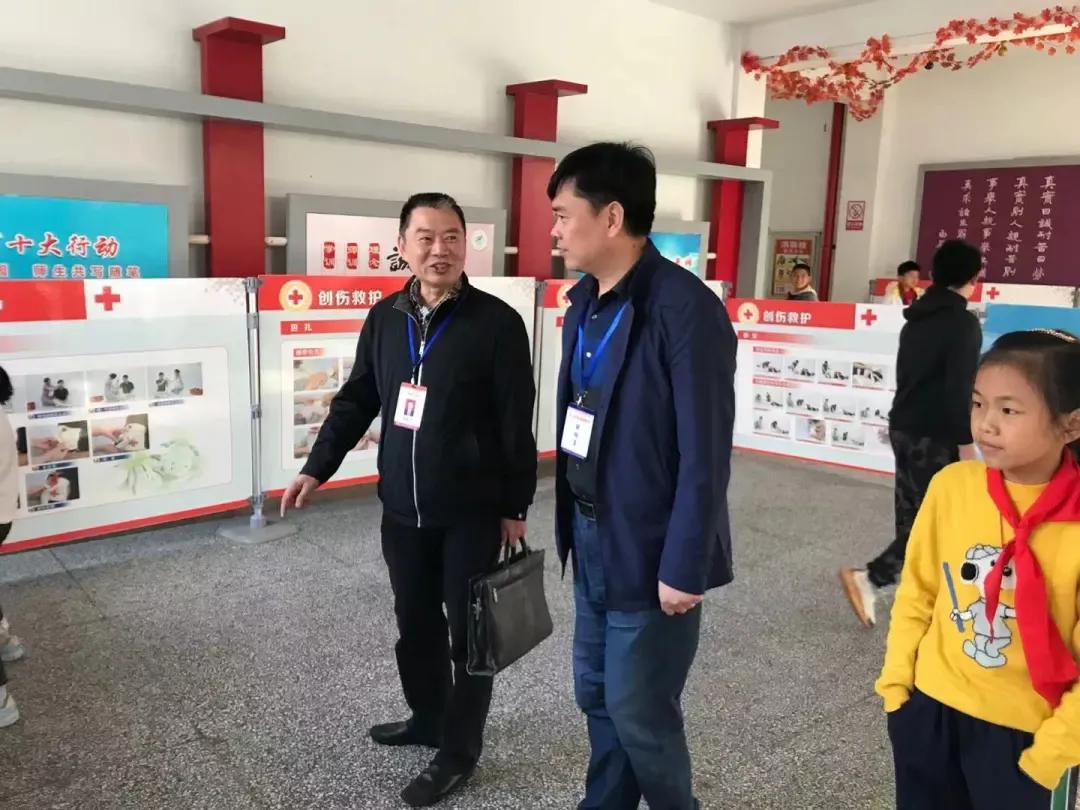 绐佺牬杩涘彇,绐佺牬杩涘彇涓嶆柇鍒涙柊